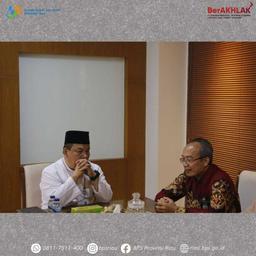 Kepala BPS Riau Mengunjungi Sekda Riau Yang Baru Saja Menjabat Plh. Gubernur Riau